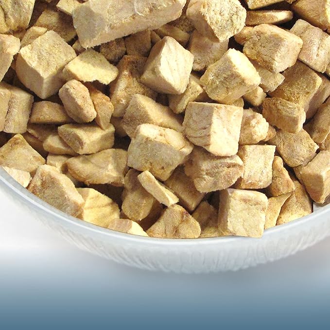 Northwest Naturals Raw Rewards Freeze-Dried Whitefish Treats for Dogs and Cats - Bite-Sized Pieces - Healthy, 1 Ingredient, Human Grade Pet Food, All Natural - 2.5 Oz (Pack of 3)