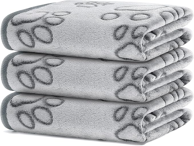 UTTPLL Stuffed-Premium-Dog-Blankets-Flannel Pet Printed Throw Soft Fluffy Fleece Cat Blanket Washable Sleep Mat Kitten Supplies Grey Cute Paw Small