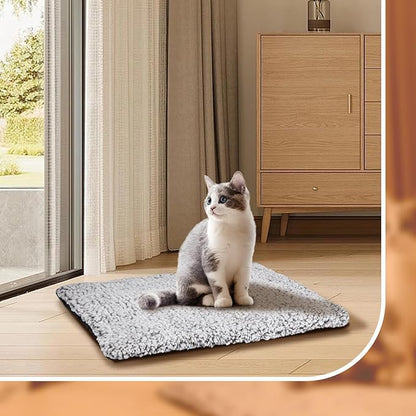Nobleza Self Heating Cat Bed, Super Soft Thermal Dog Crate Bed Mat for Sleeping, Washable Anti-Slip Self Warming Pet Kennel Pad for Small Medium Cats Dogs Indoor Outdoor (LightGray, M)