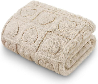 Luciphia Small Dog Blanket Washable Pet Bed Cover Soft Fluffy Puppy Blanket with Premium Fleece Cozy Calming Cat Blankets for Indoor Cats Beige 41x31 inch